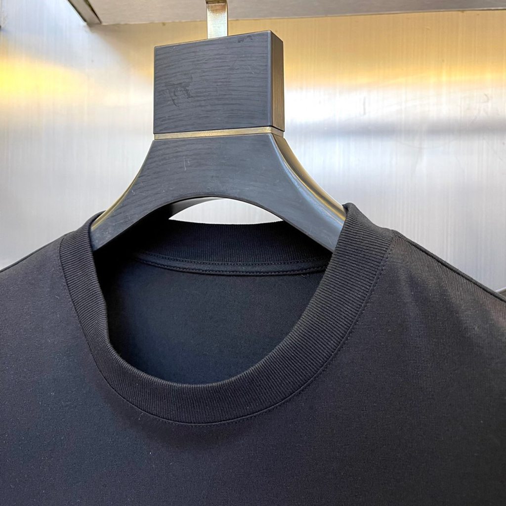 Gv*c* T-shirt